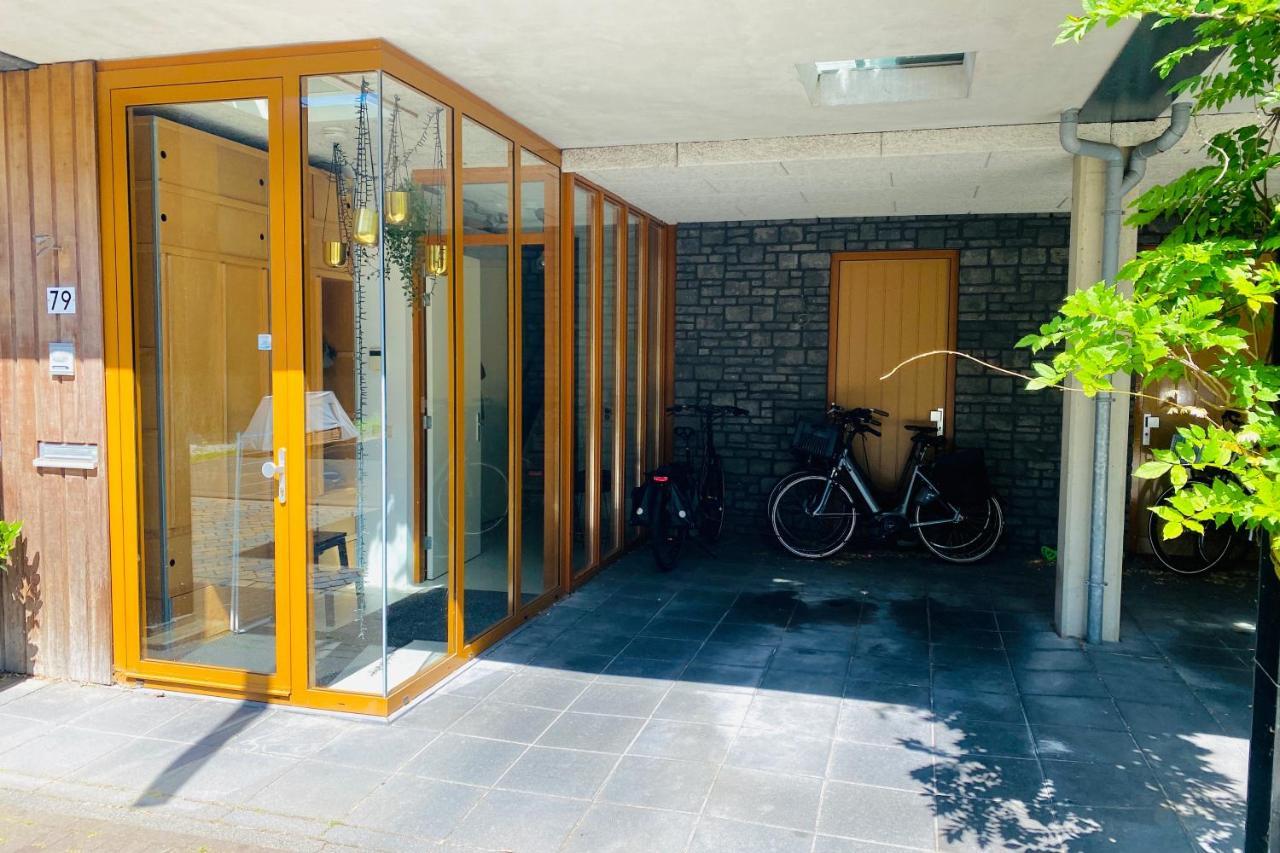 Private Studio With Free Car Parking Amsterdam Eksteriør billede
